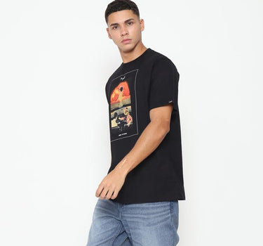 Insight Kaos lengan pendek Pria Omegoz Men Tee Planet Surf