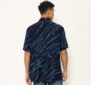 Voxfly Kemeja Lengan Pendek Pria Deep Planet Surf