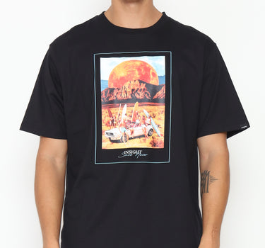 Insight Kaos lengan pendek Pria Square Down Men Tee Planet Surf